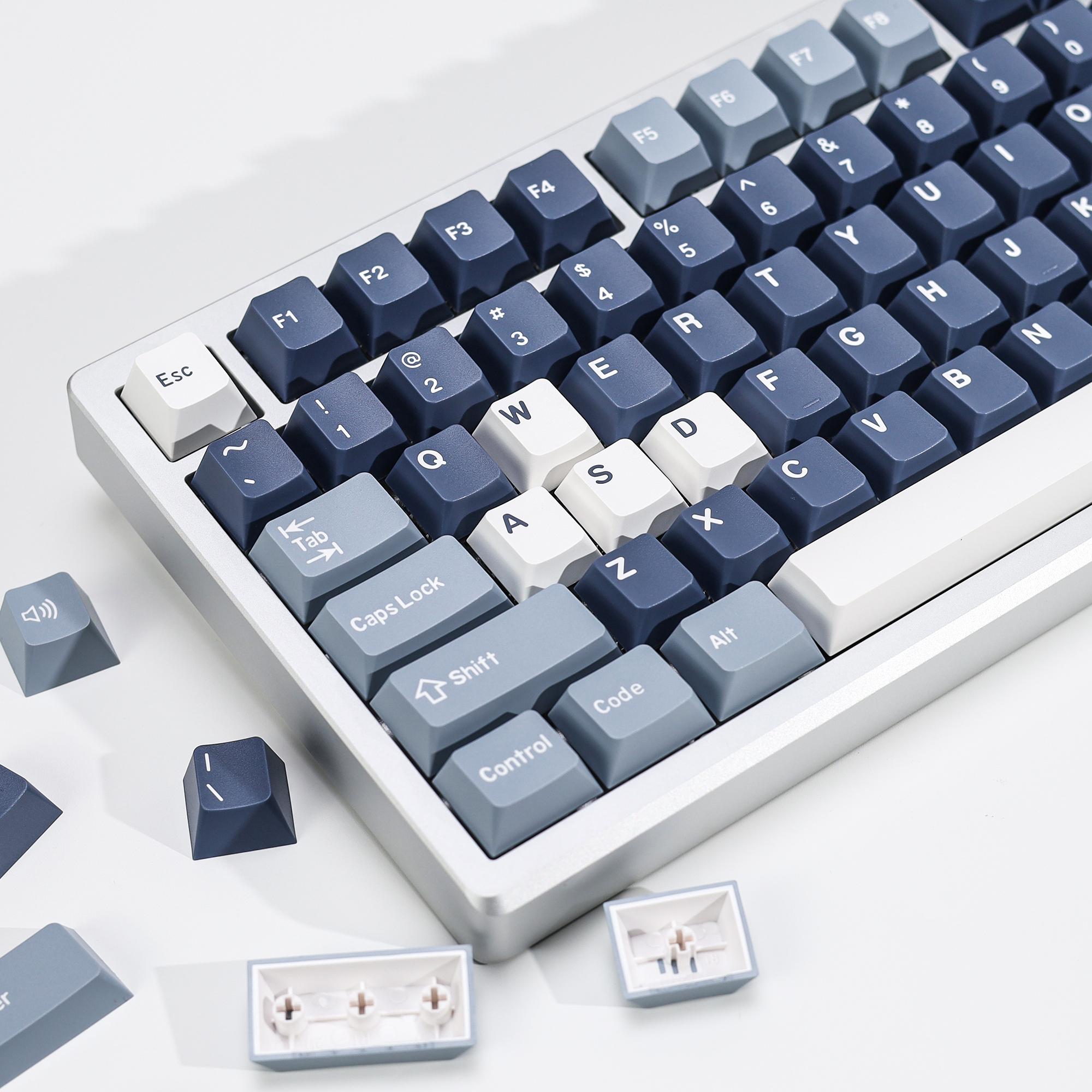 Retro Gaming Laptop - KBDiy Fishing Keycaps ISO PBT Cherry