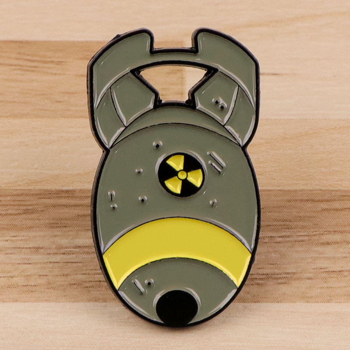 Game Enamel Pins Retro Bomb Ba – Retro Gaming Art Bewertung und Preis